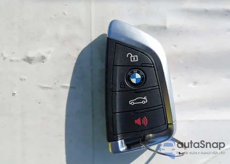 2016 BMW X5 xDrive35I z USA, uszkodzony, nr VIN 5UXKR0C57G0P28025